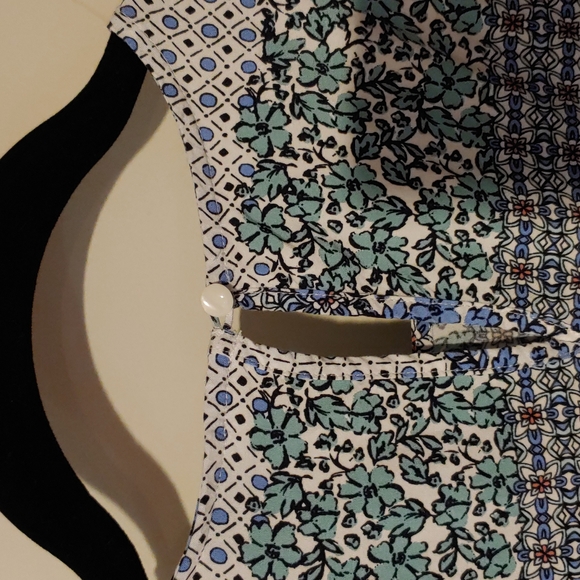 Talbots blouse - Picture 3 of 5